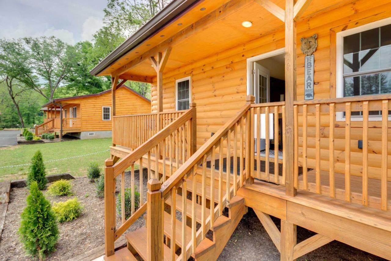 Bears Den Cabin With Porch About 5 Mi To Bryson City! Exteriör bild